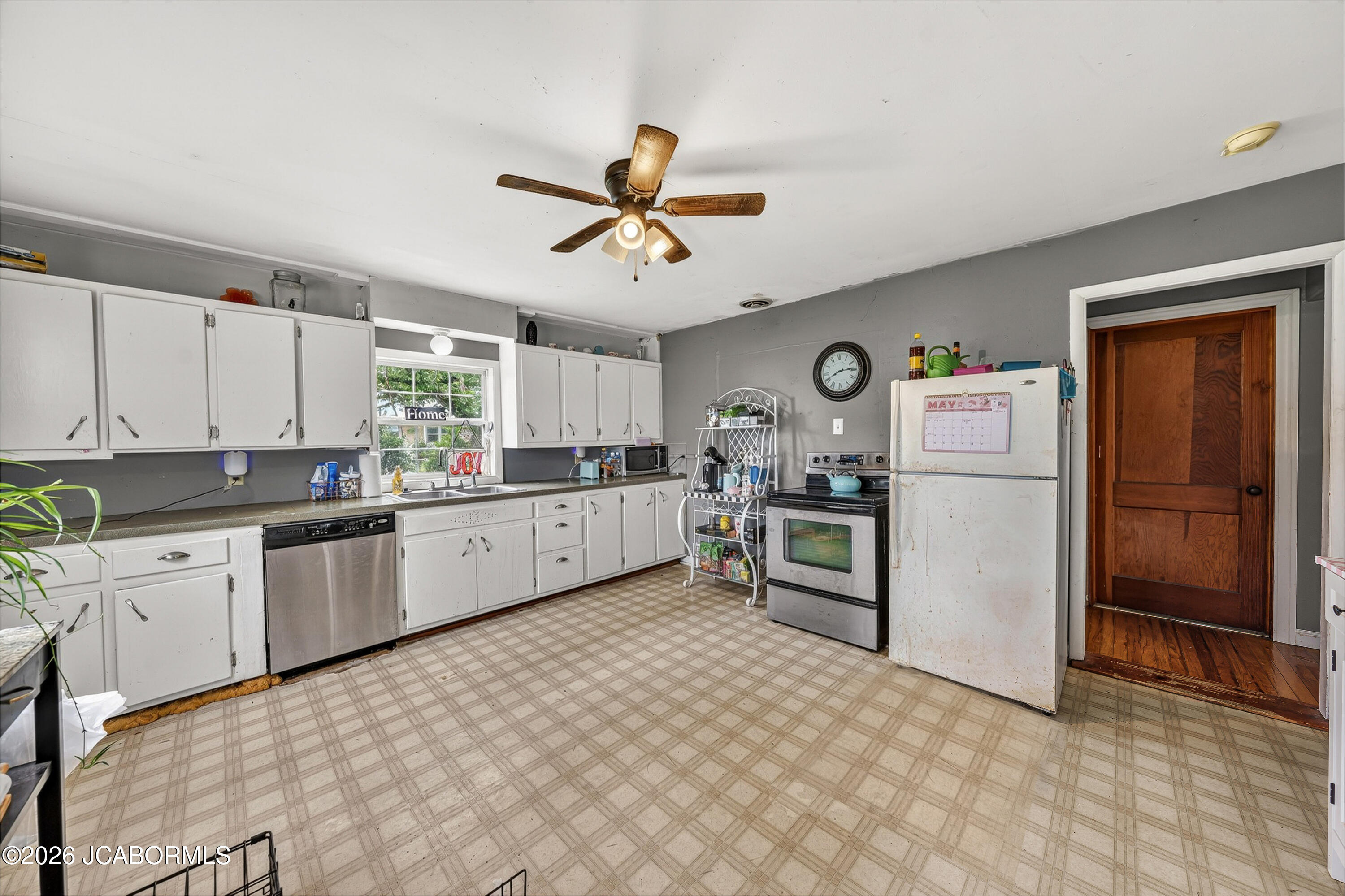 10206 State Route 52 Property Photo 47