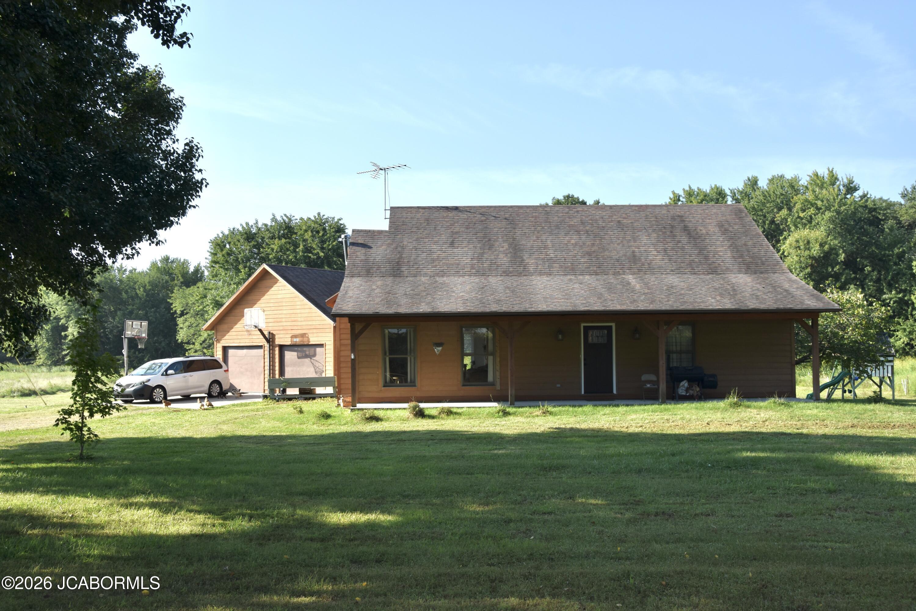 1850 E Trails End Road Property Photo 1