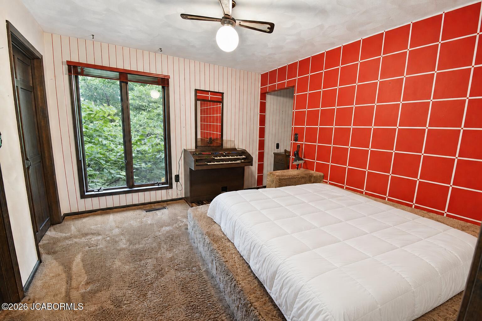 328 Eastland Drive Property Photo 19