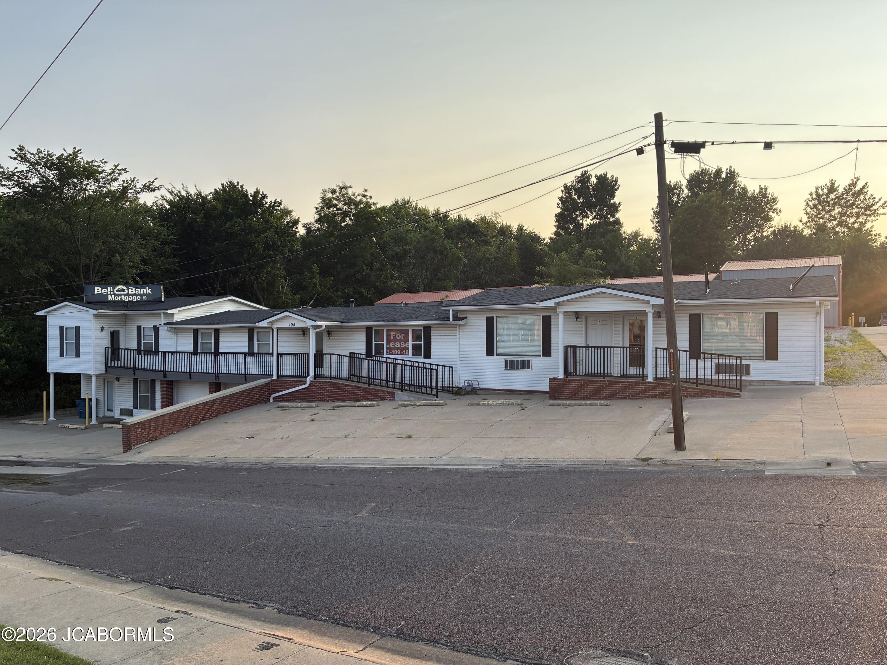 105 OAK STREET Property Photo 1