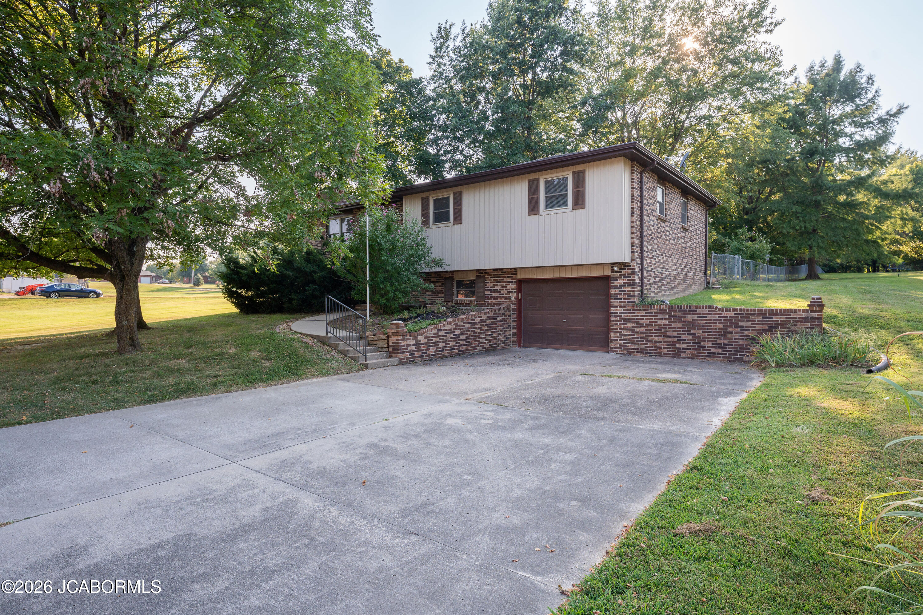1114 Big Horn Drive Property Photo 1