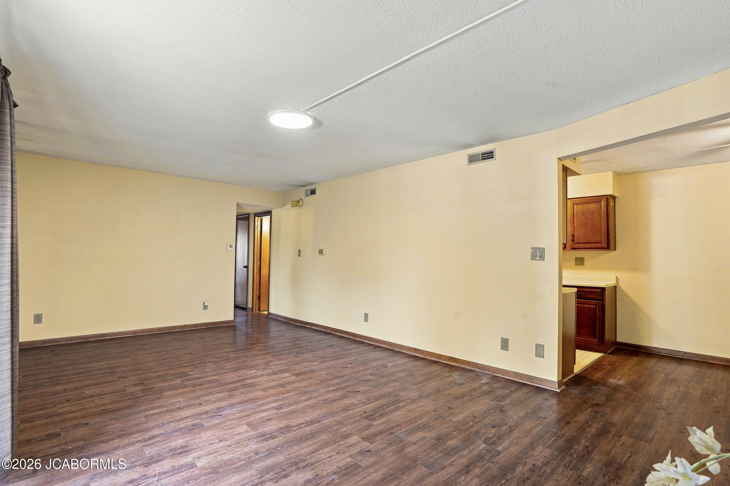 1883 B Waterfront Drive Property Photo 10