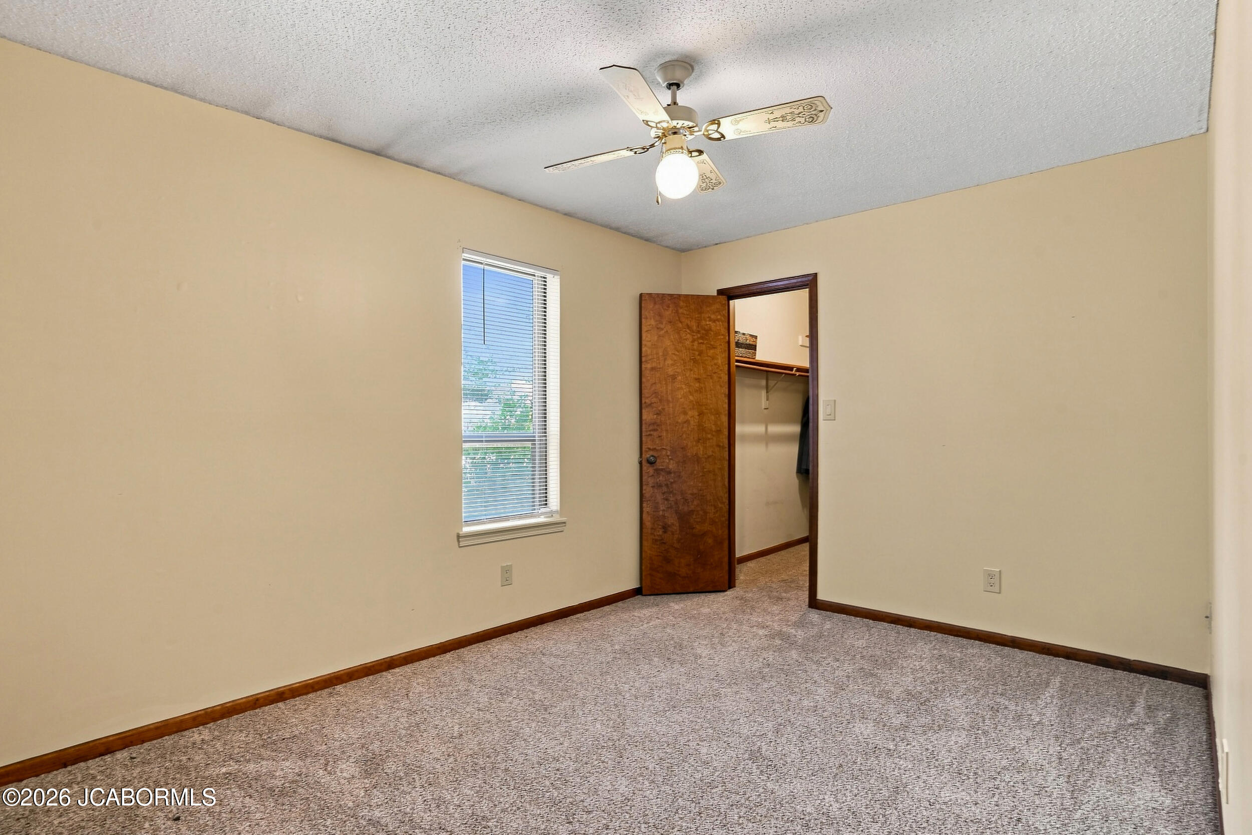 1883 B Waterfront Drive Property Photo 13