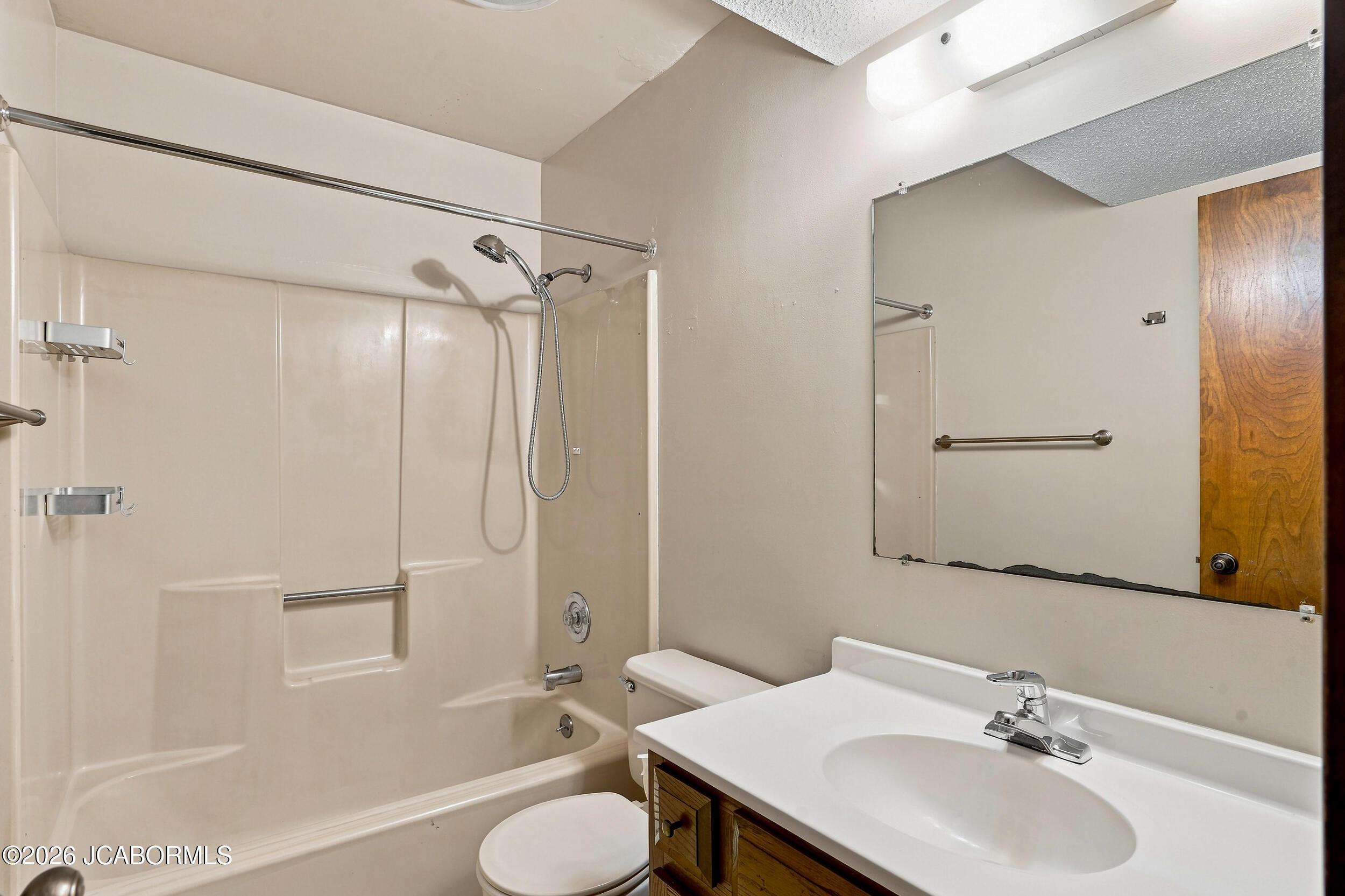 1883 B Waterfront Drive Property Photo 16