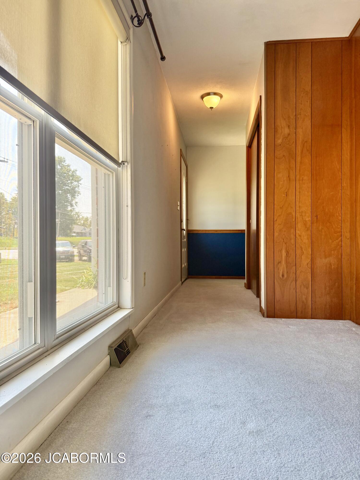 678 S Summit Drive Property Photo 7