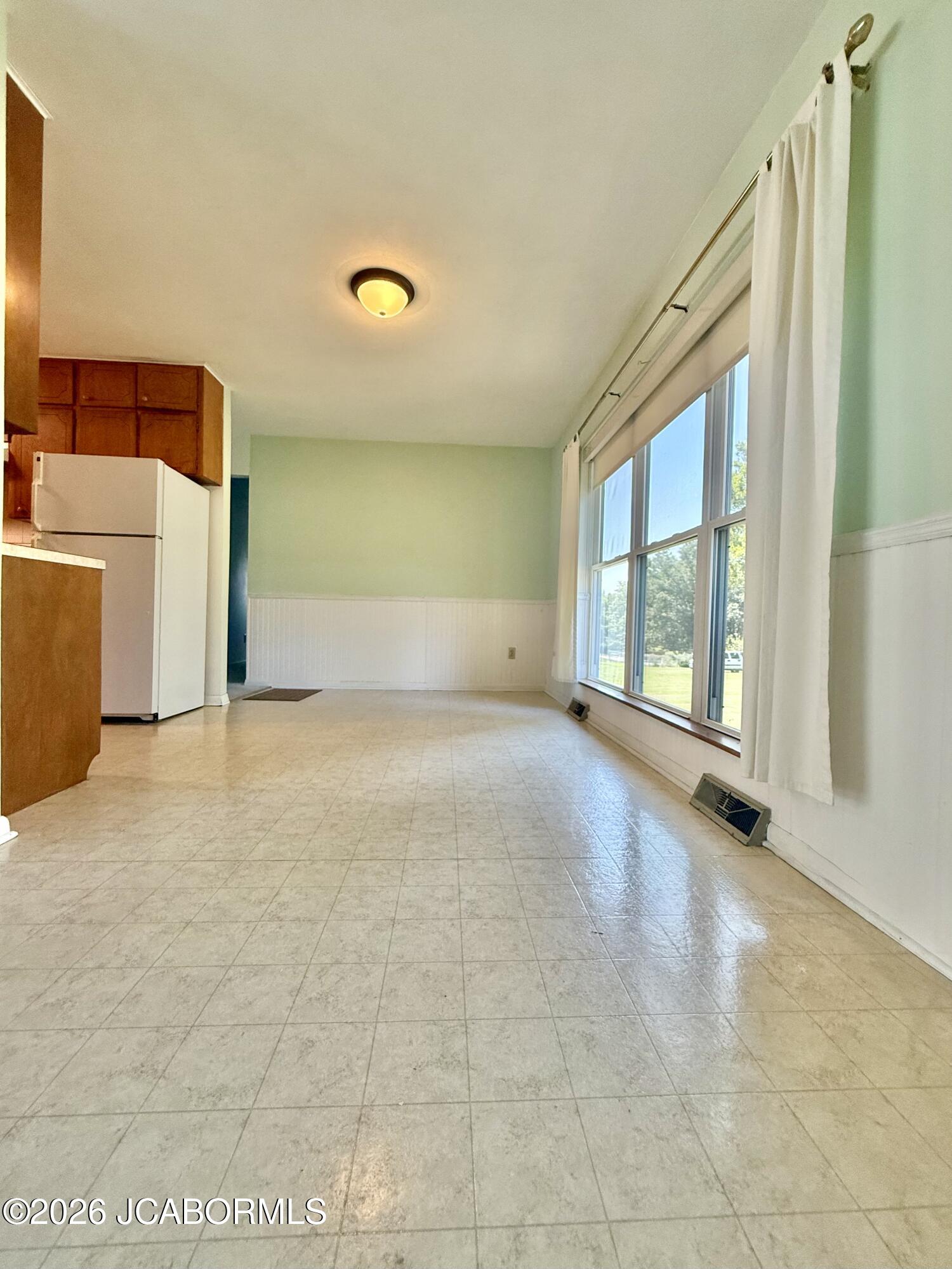 678 S Summit Drive Property Photo 11