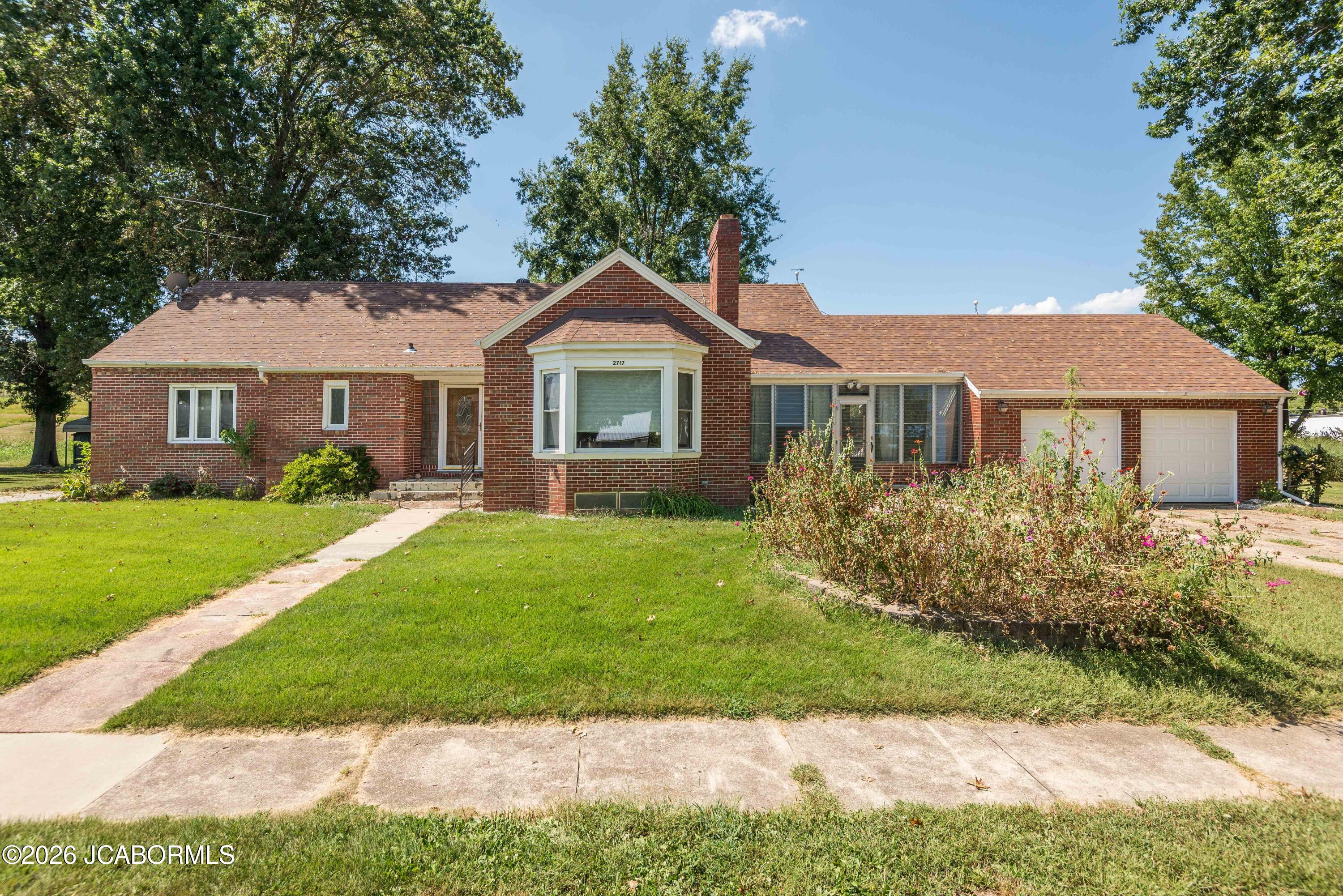 2117 PLYMOUTH DRIVE