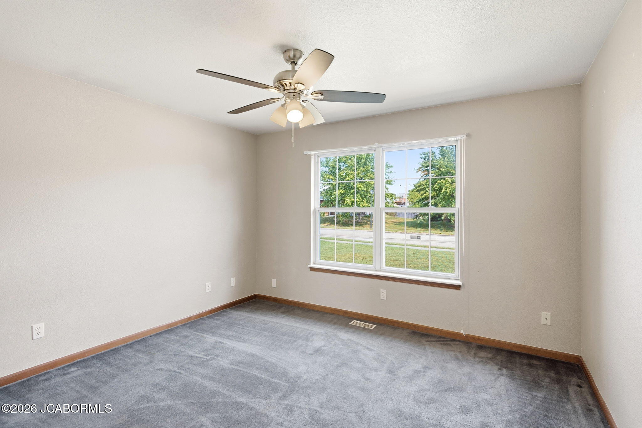 1502 E Preakness Drive Property Photo 27