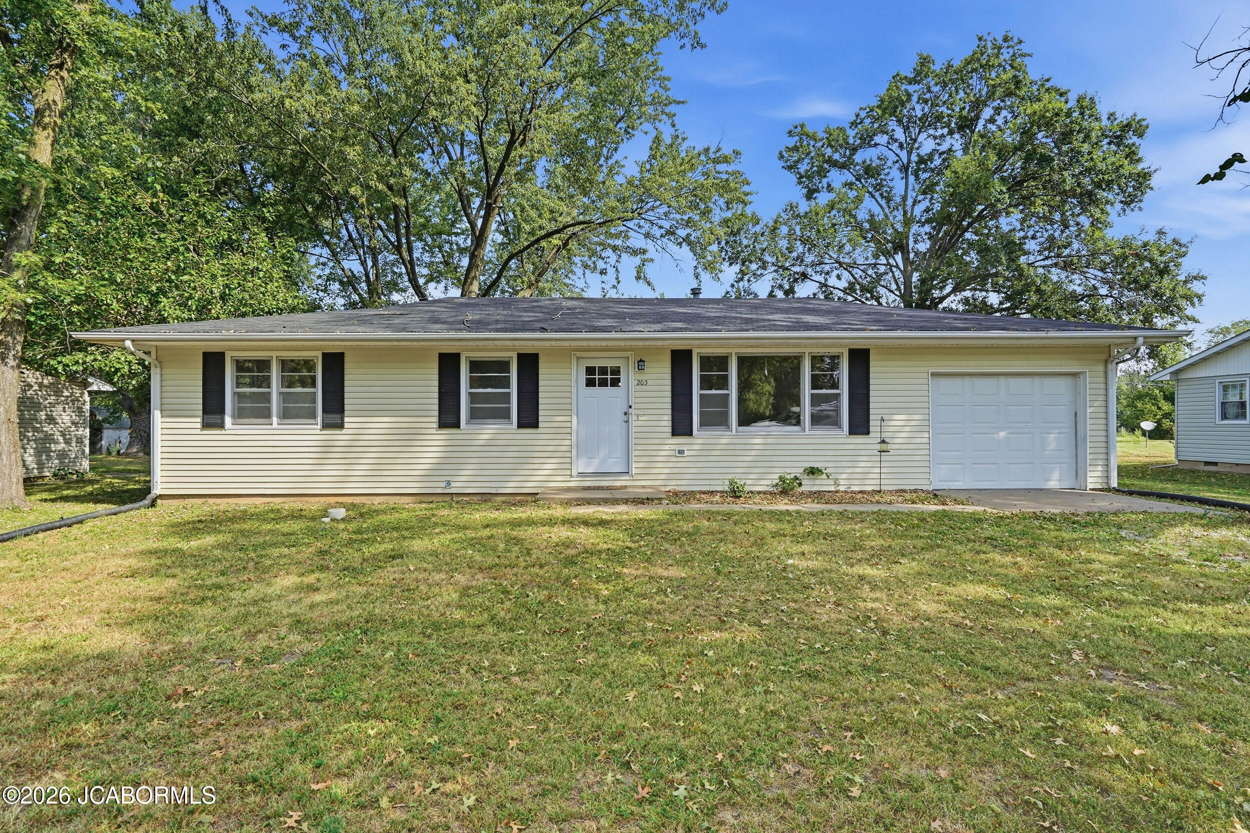 203 Fairview Street Property Photo 1