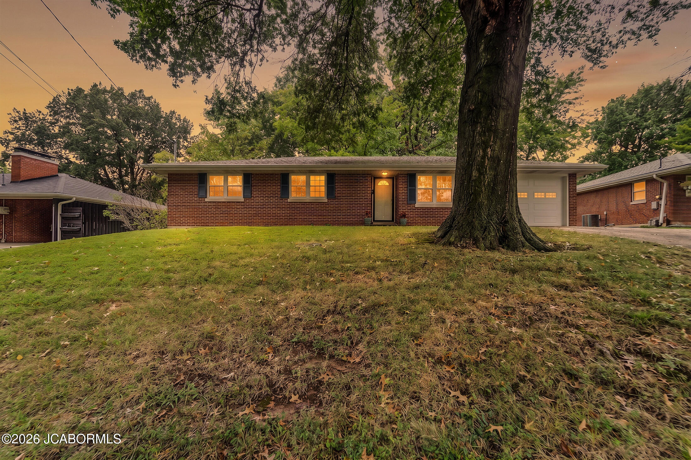 211 Norris Drive Property Photo 1
