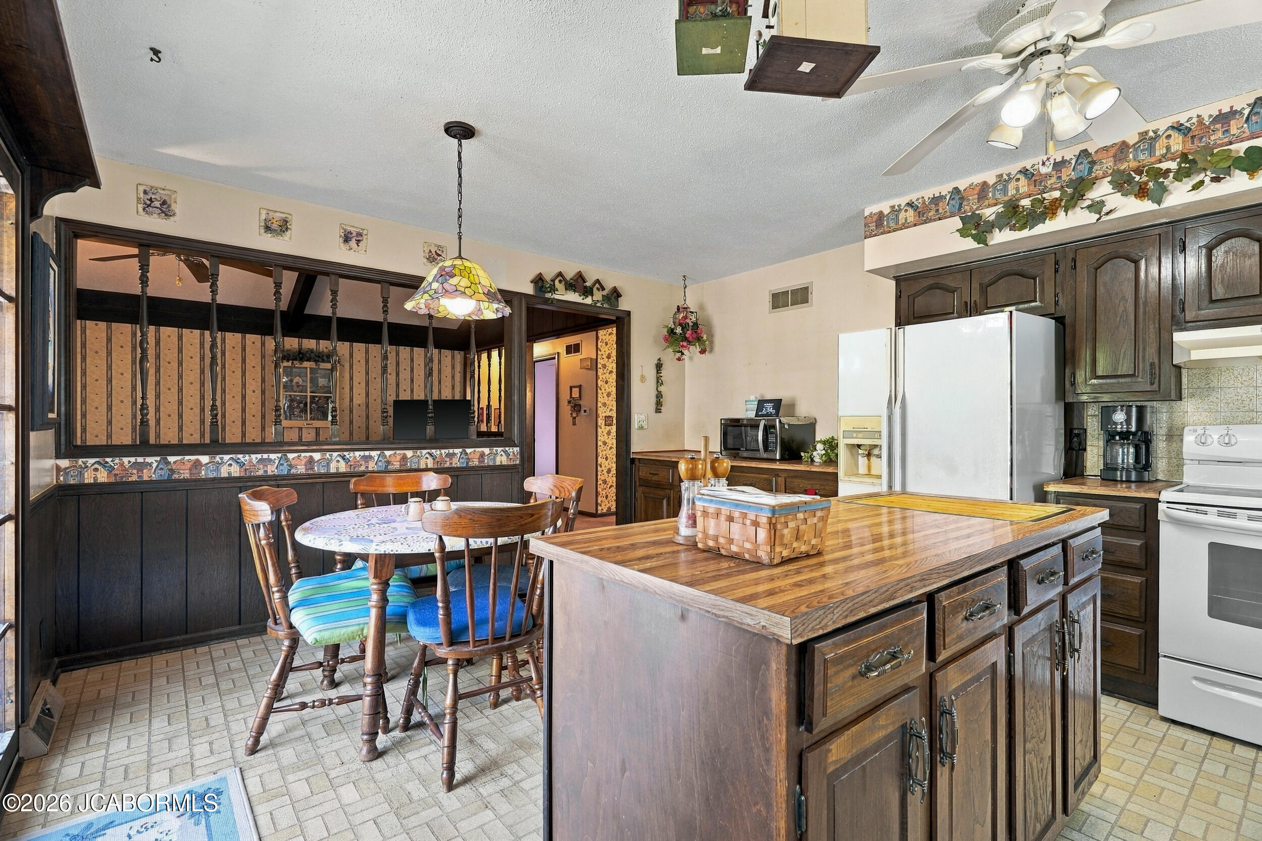52 Lee Drive Property Photo 12