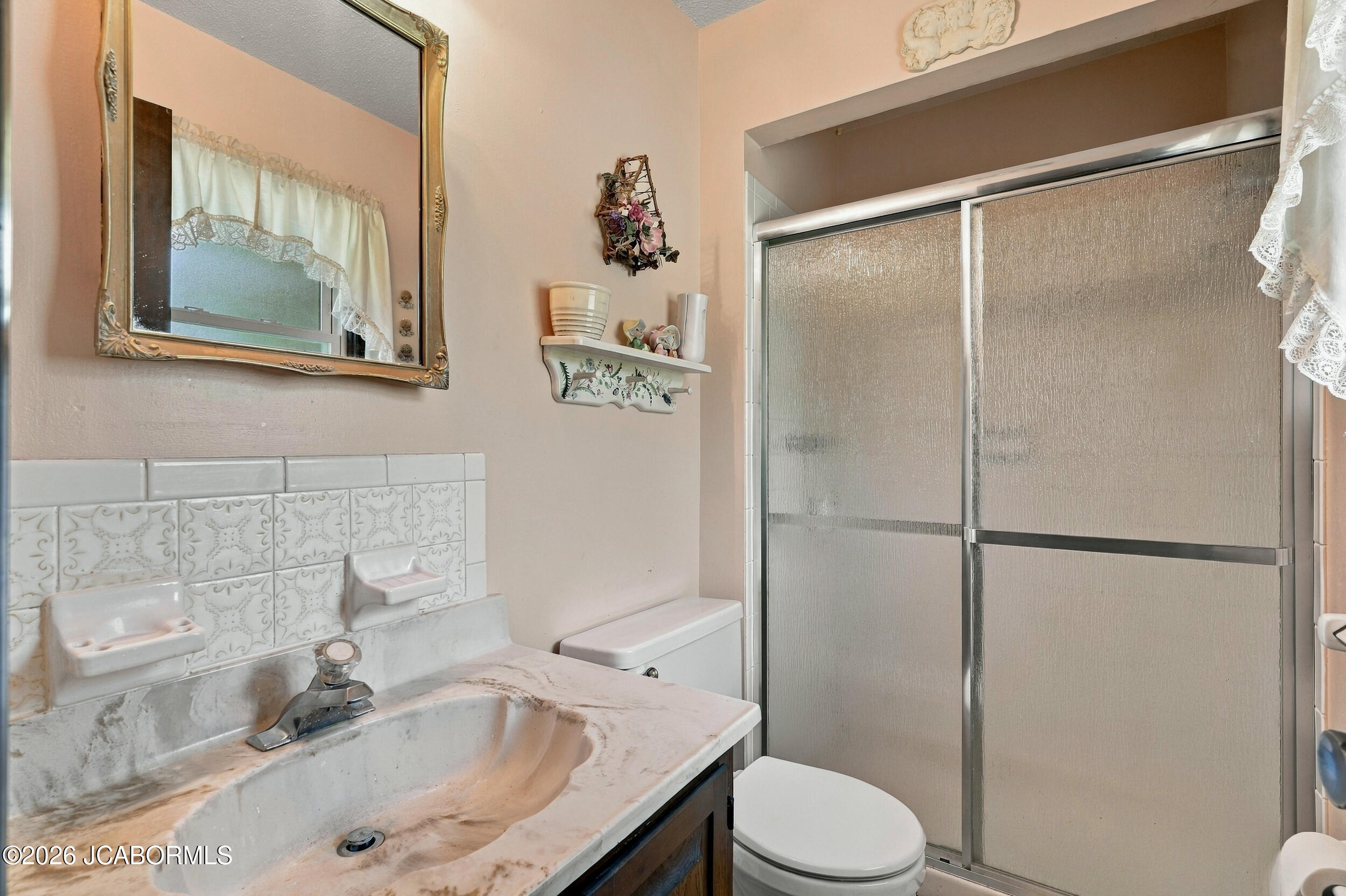 52 Lee Drive Property Photo 17