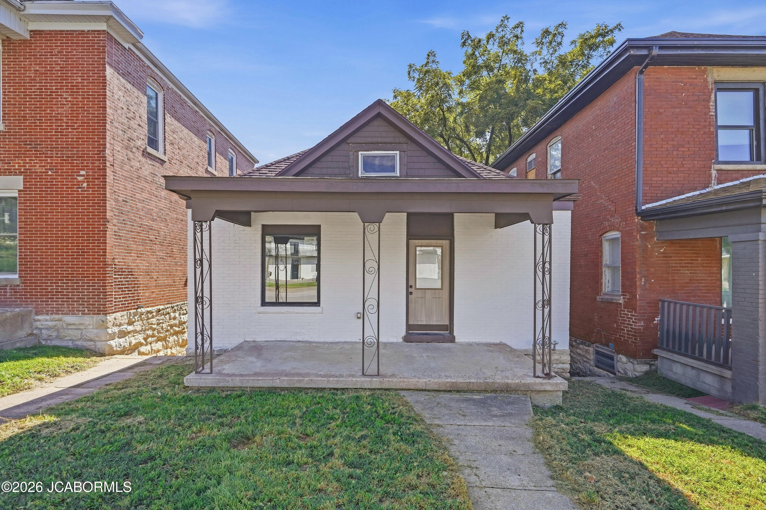 622 E Mccarty Street Property Photo 1