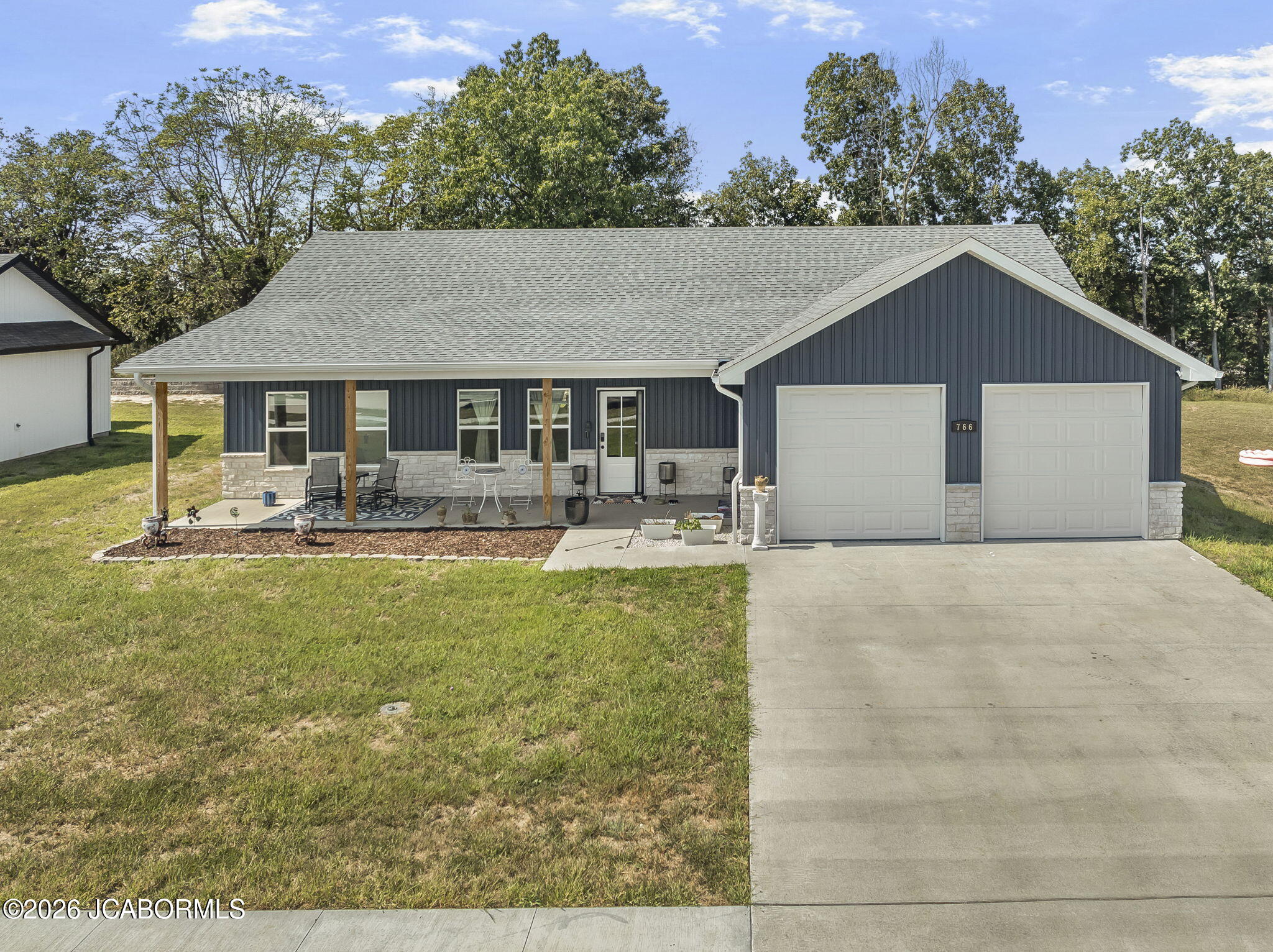 766 Vine Drive Property Photo 1