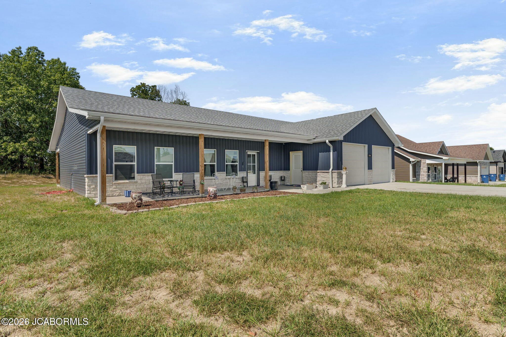 766 Vine Drive Property Photo 4