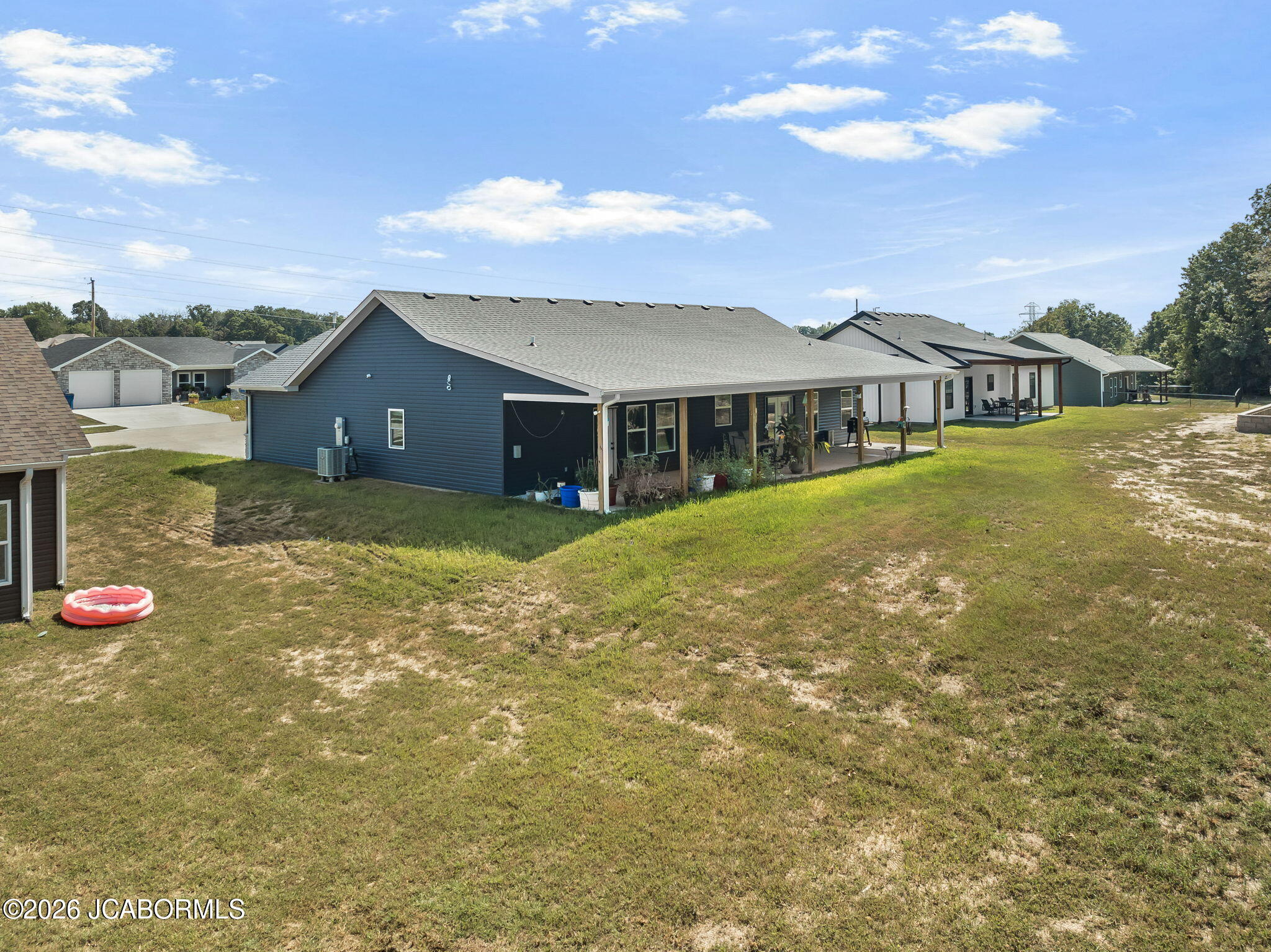 766 Vine Drive Property Photo 5