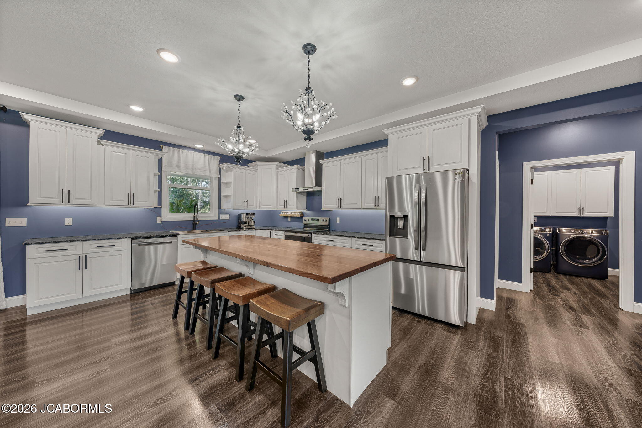 766 Vine Drive Property Photo 10
