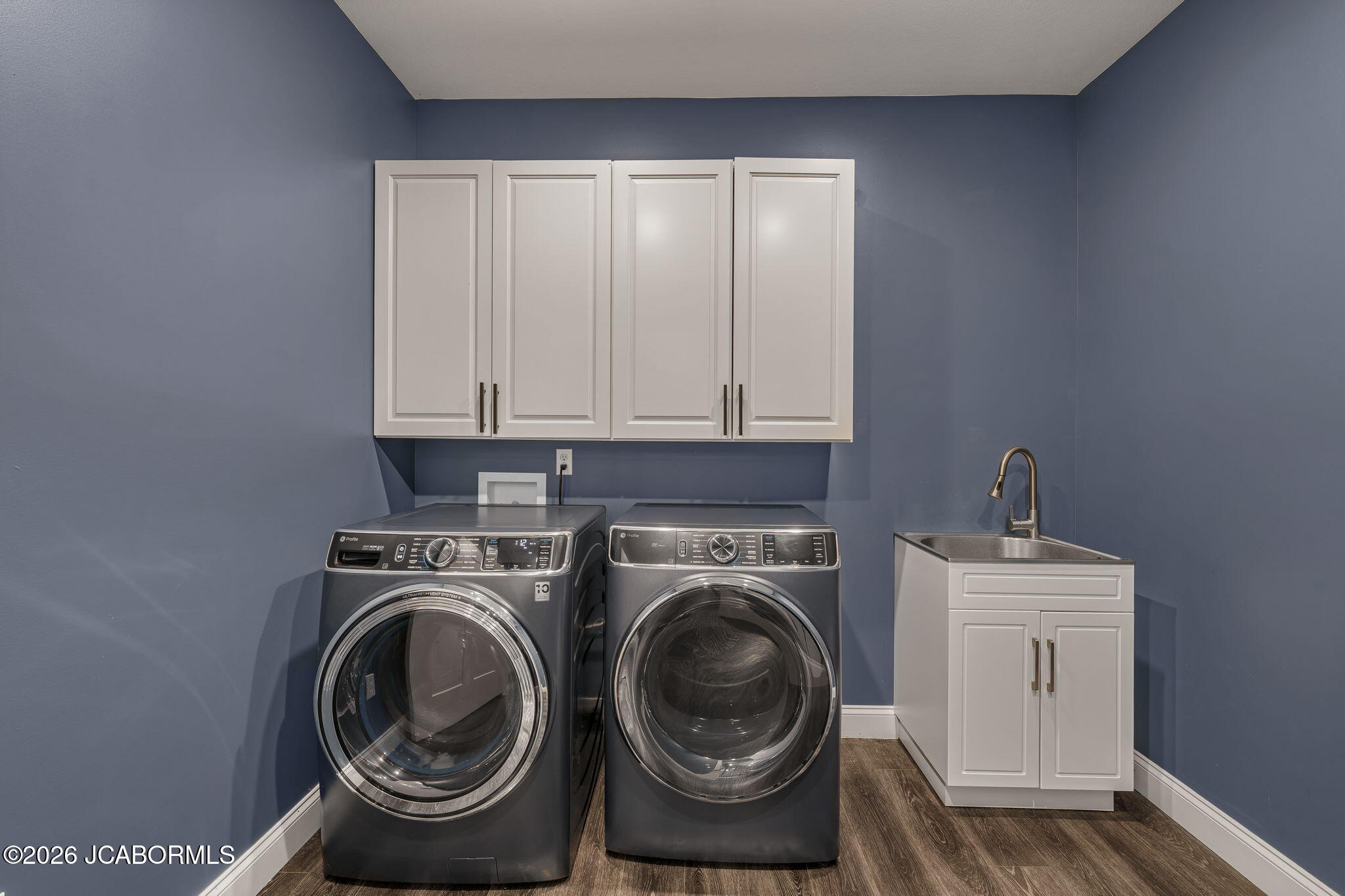 766 Vine Drive Property Photo 32