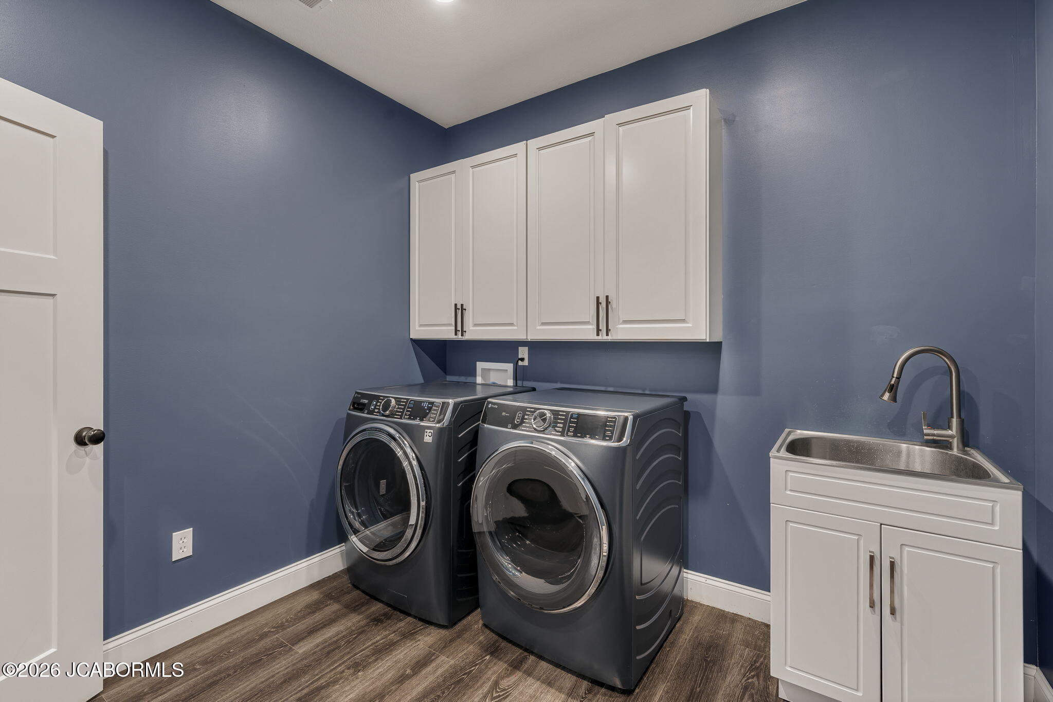 766 Vine Drive Property Photo 33