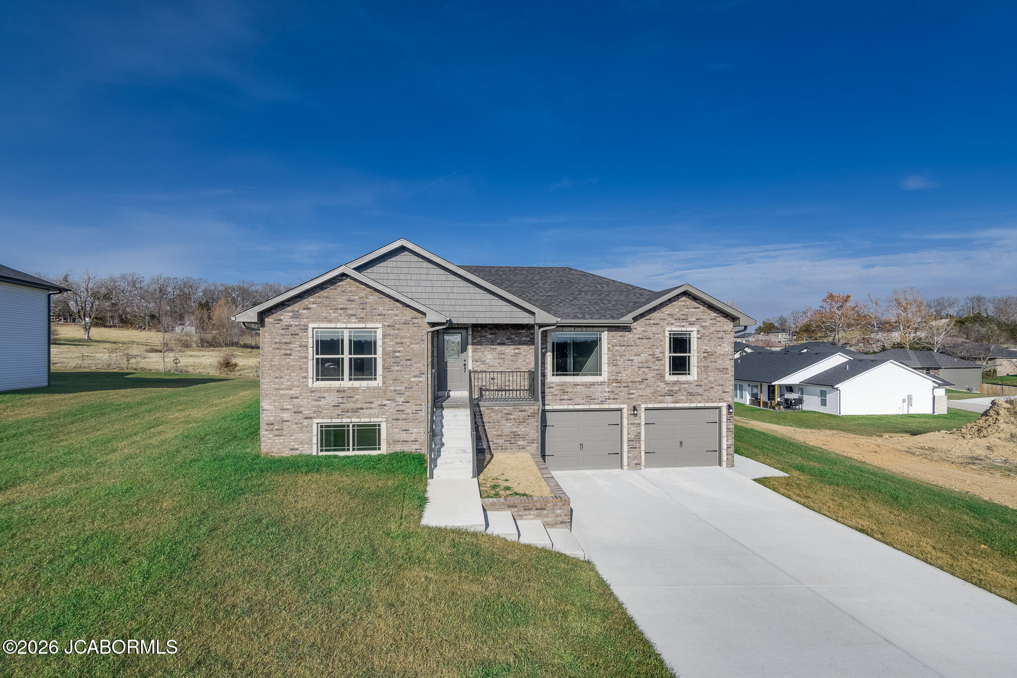 5706 Summerfield Court Property Photo 1