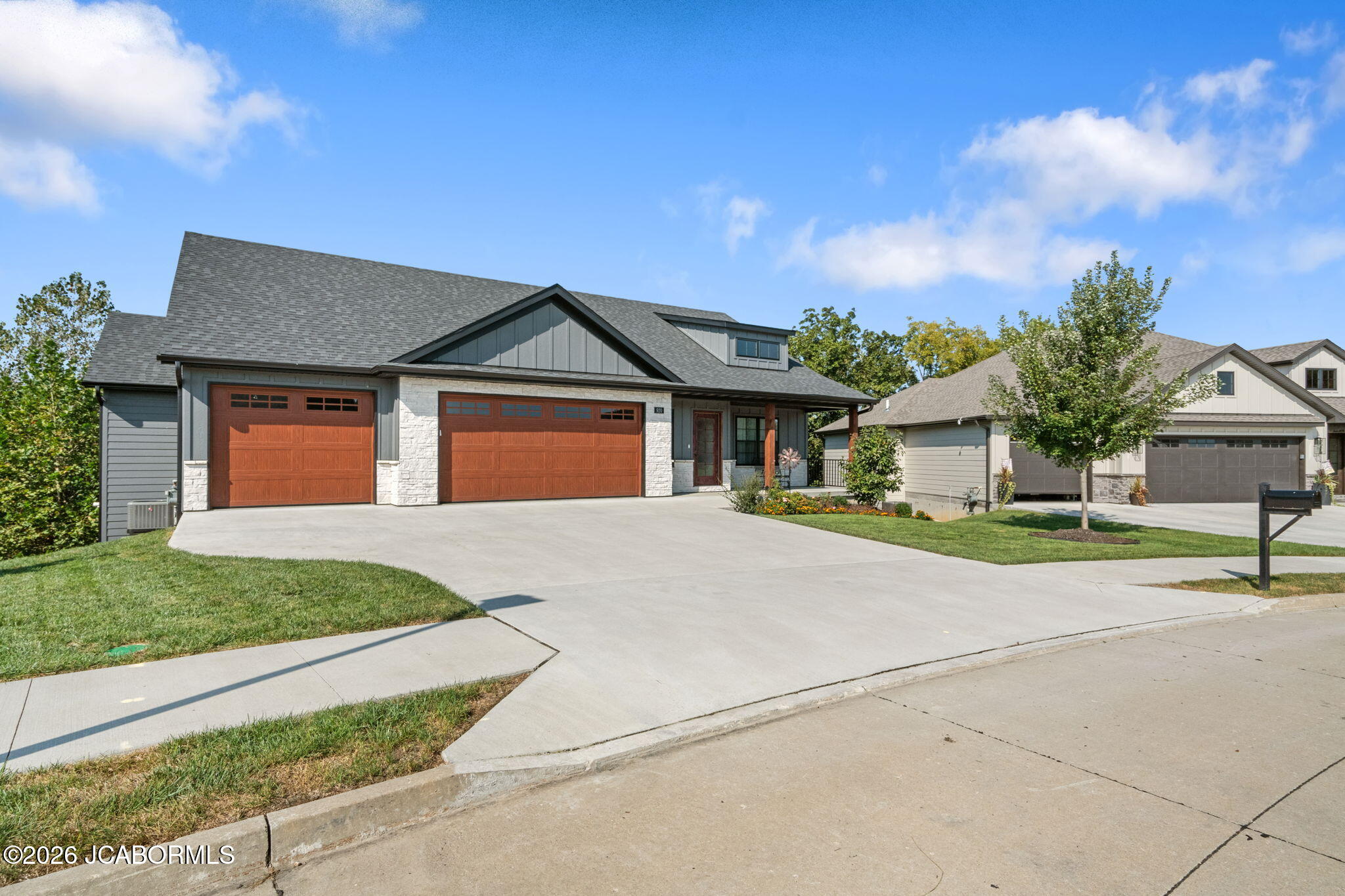920 Engle Drive Property Photo 3