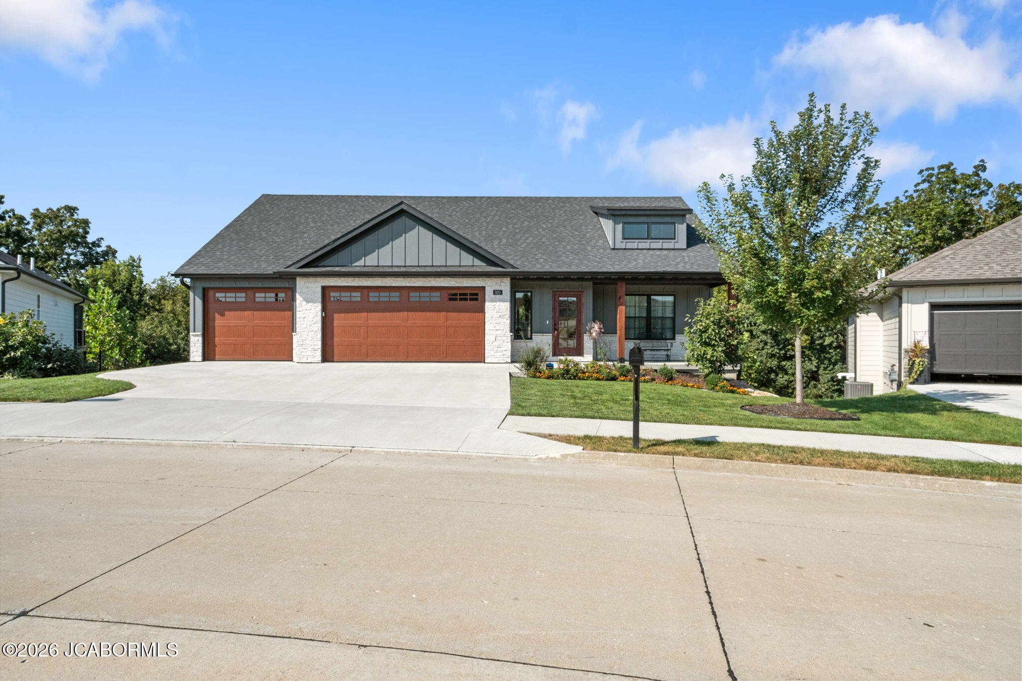 920 Engle Drive Property Photo 4