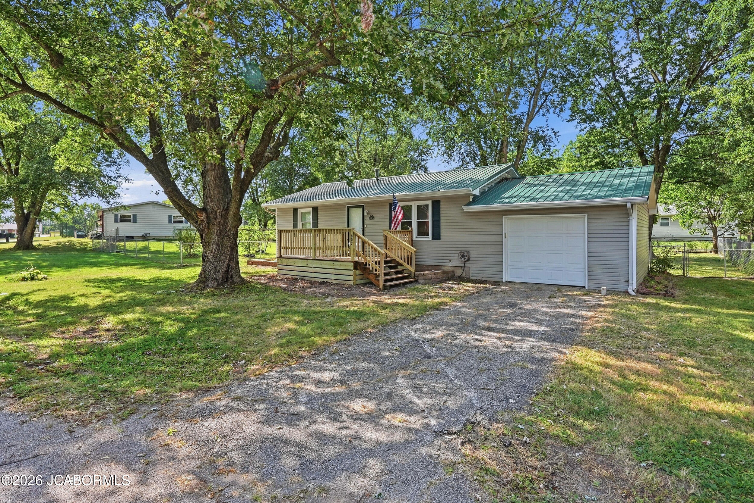 607 Jean Circle Property Photo 1