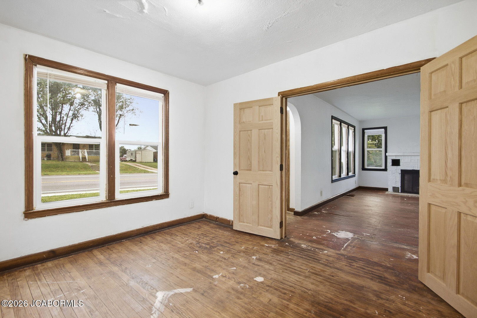 1127 E Main Street Property Photo 9
