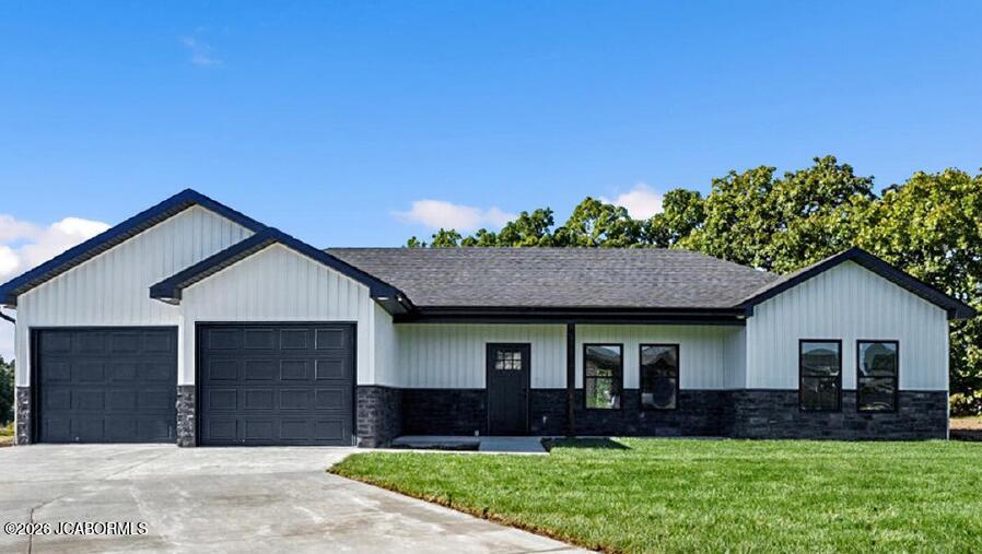 734 VINE DRIVE Property Photo 1