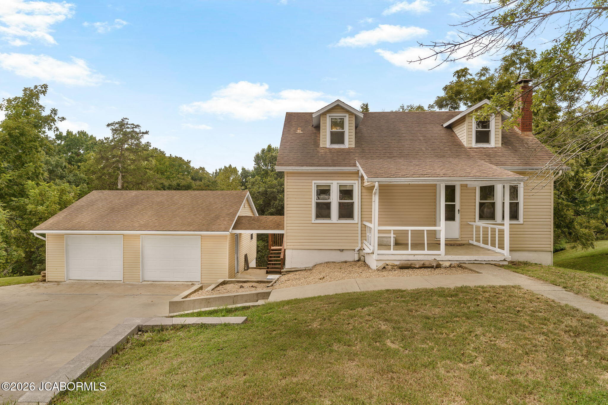 2528 Saint Louis Road Property Photo 1