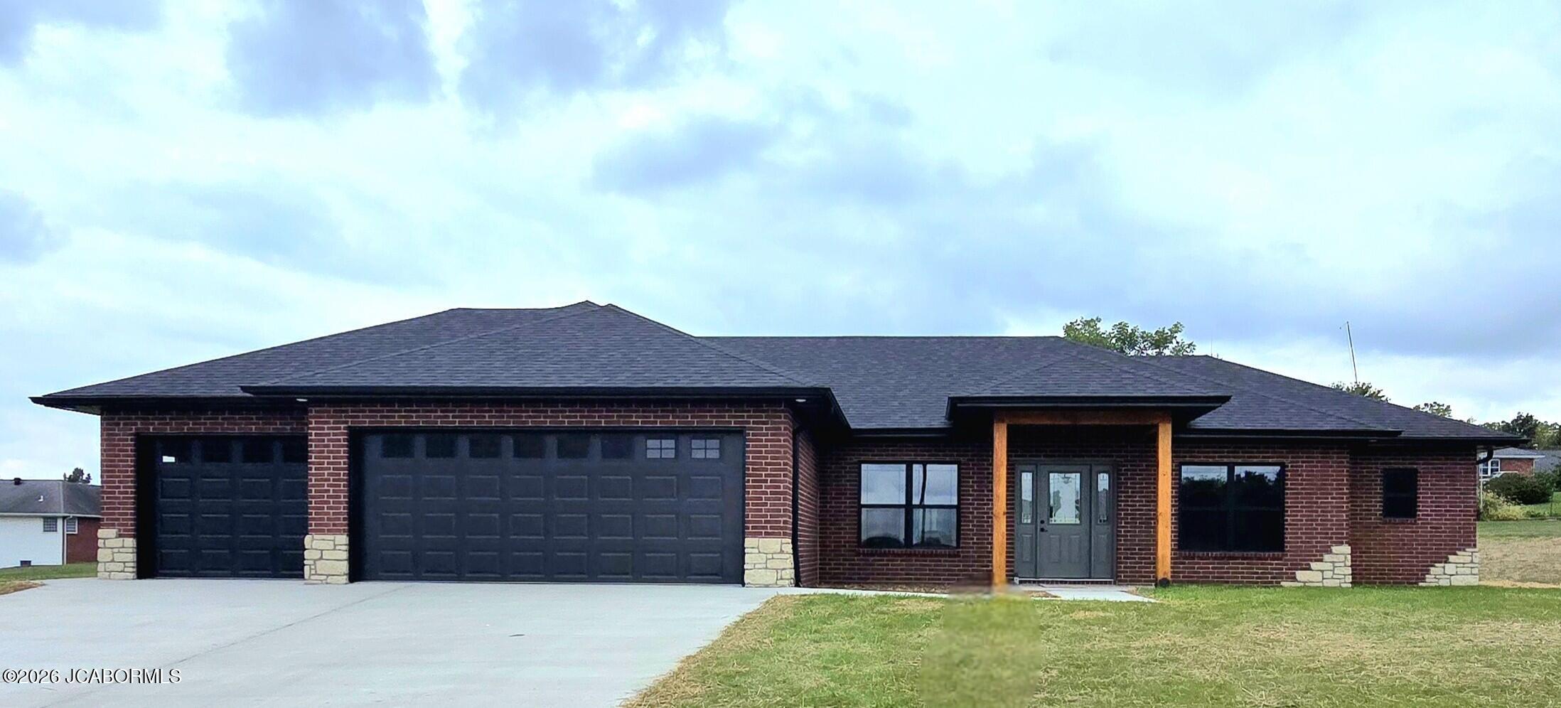602 Quail Hollow Drive Property Photo 1