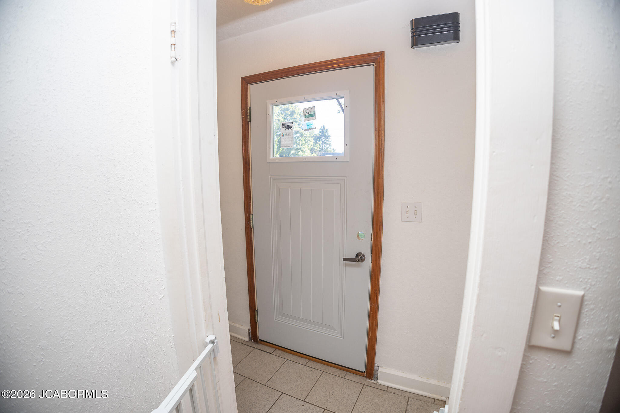 1211 E Main Street Property Photo 3
