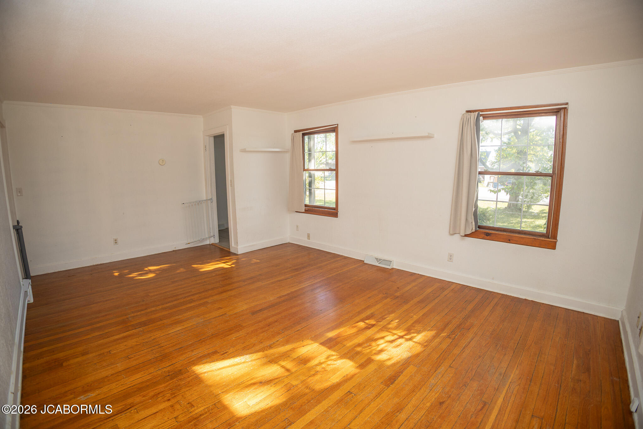1211 E Main Street Property Photo 6
