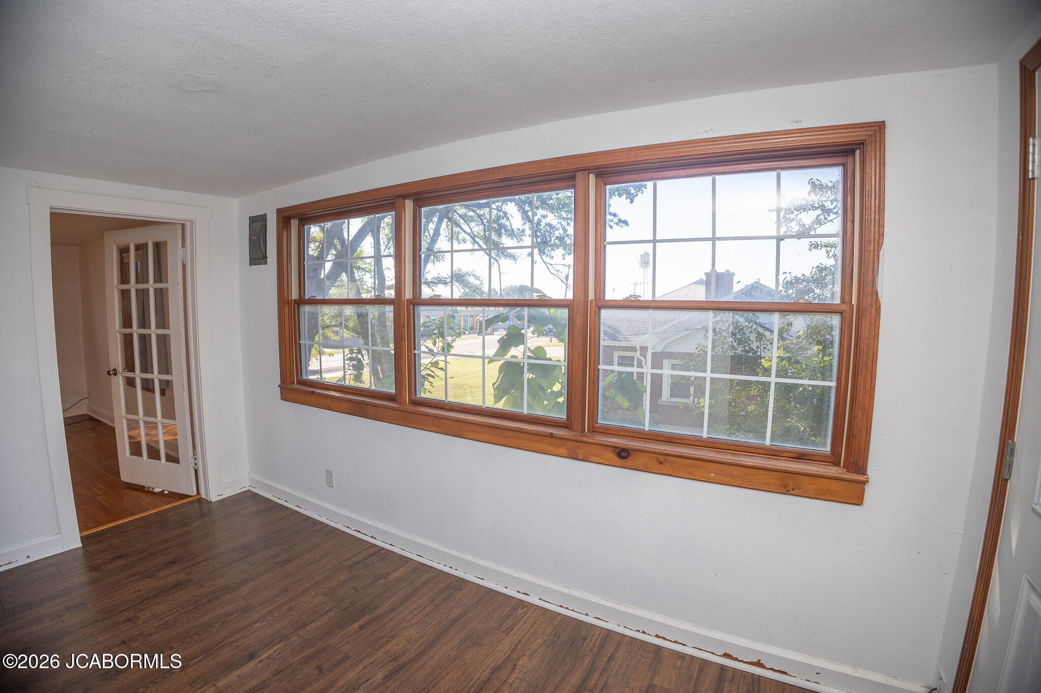1211 E Main Street Property Photo 37