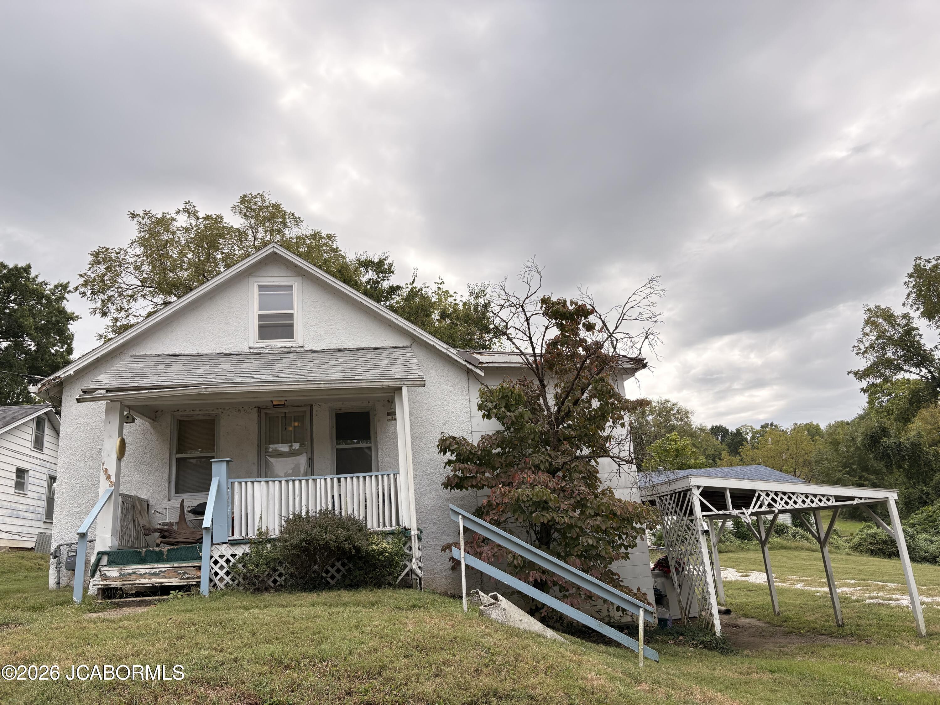 1009 Washington Street Property Photo 1