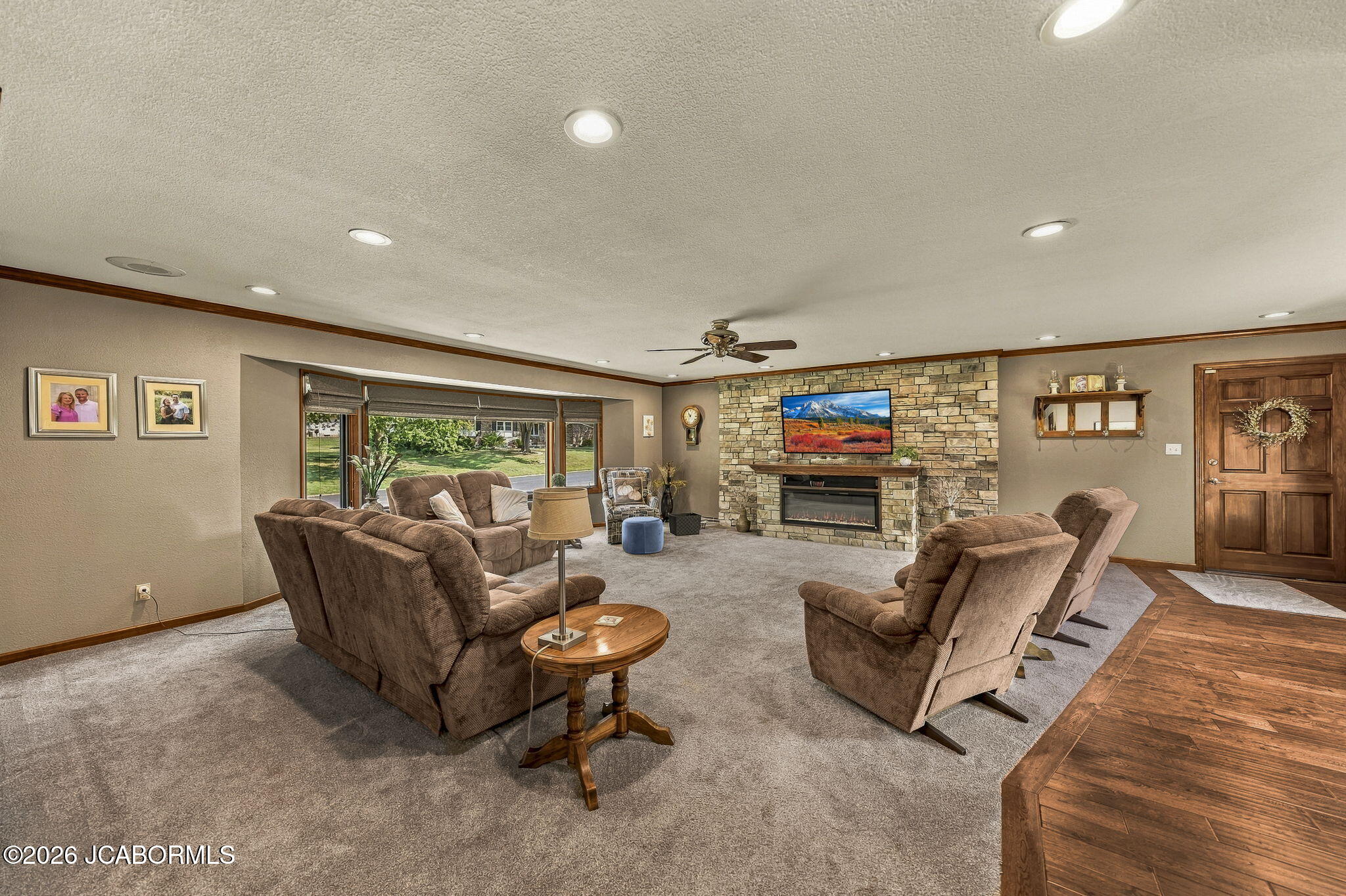 502 Lawn Drive Property Photo 8