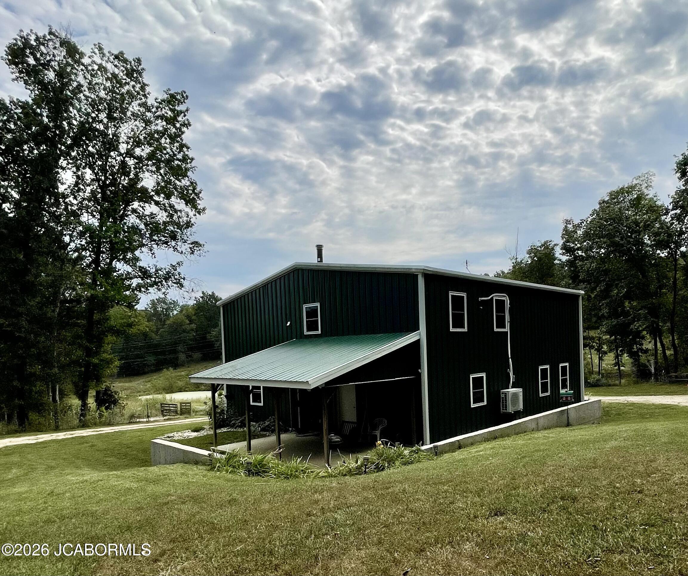 6318 Highway 100 Property Photo 1