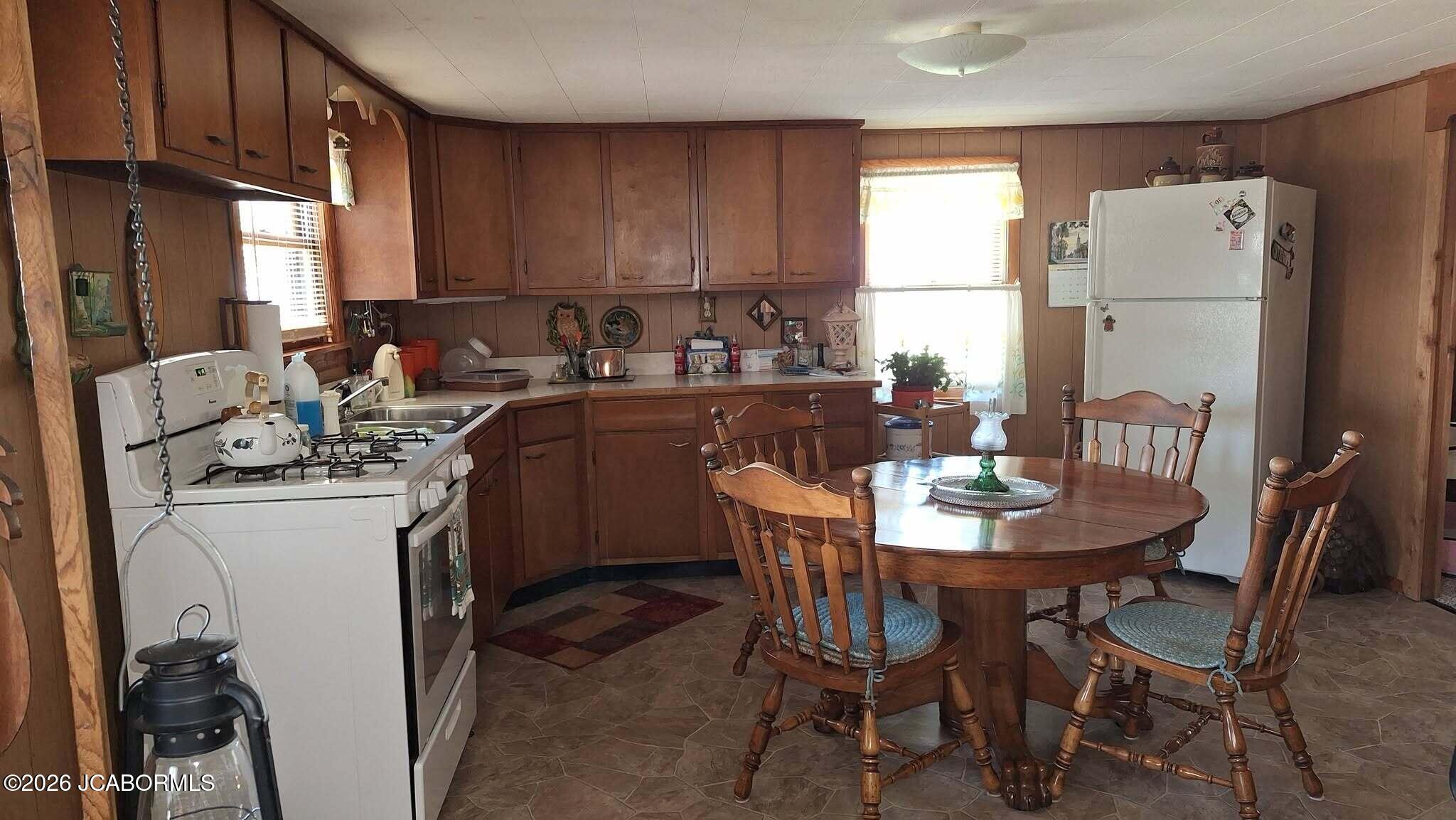 34217 U.s. 63 Property Photo 24