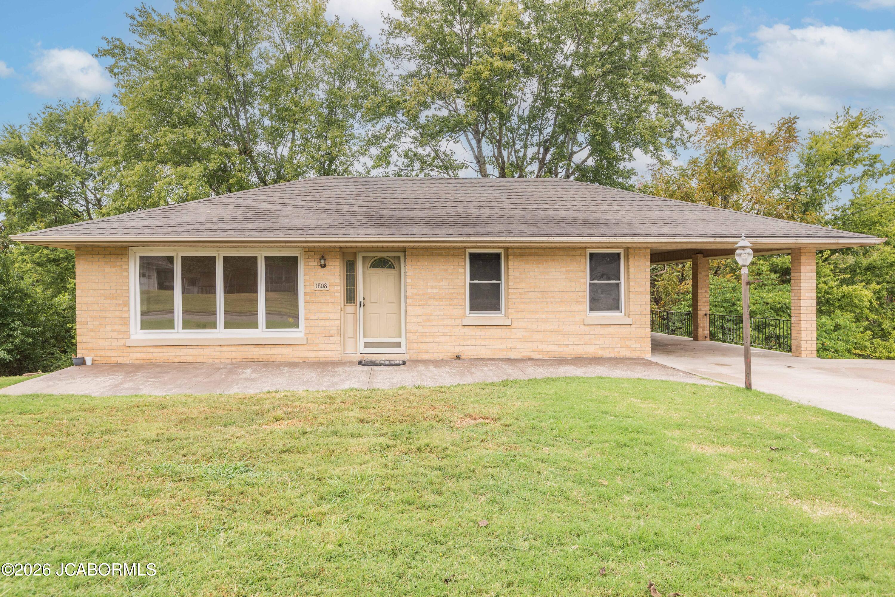 1808 Overlook Drive Property Photo 1