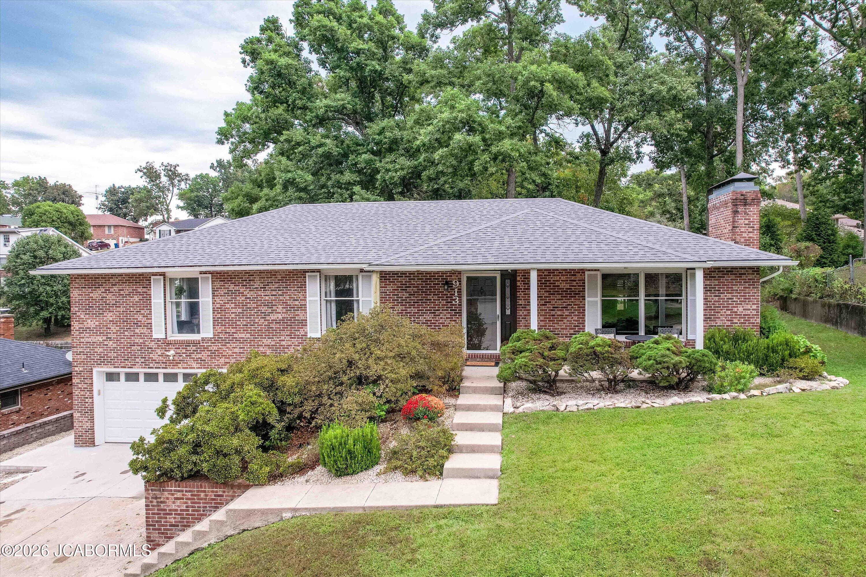 913 Jason Road Property Photo 1