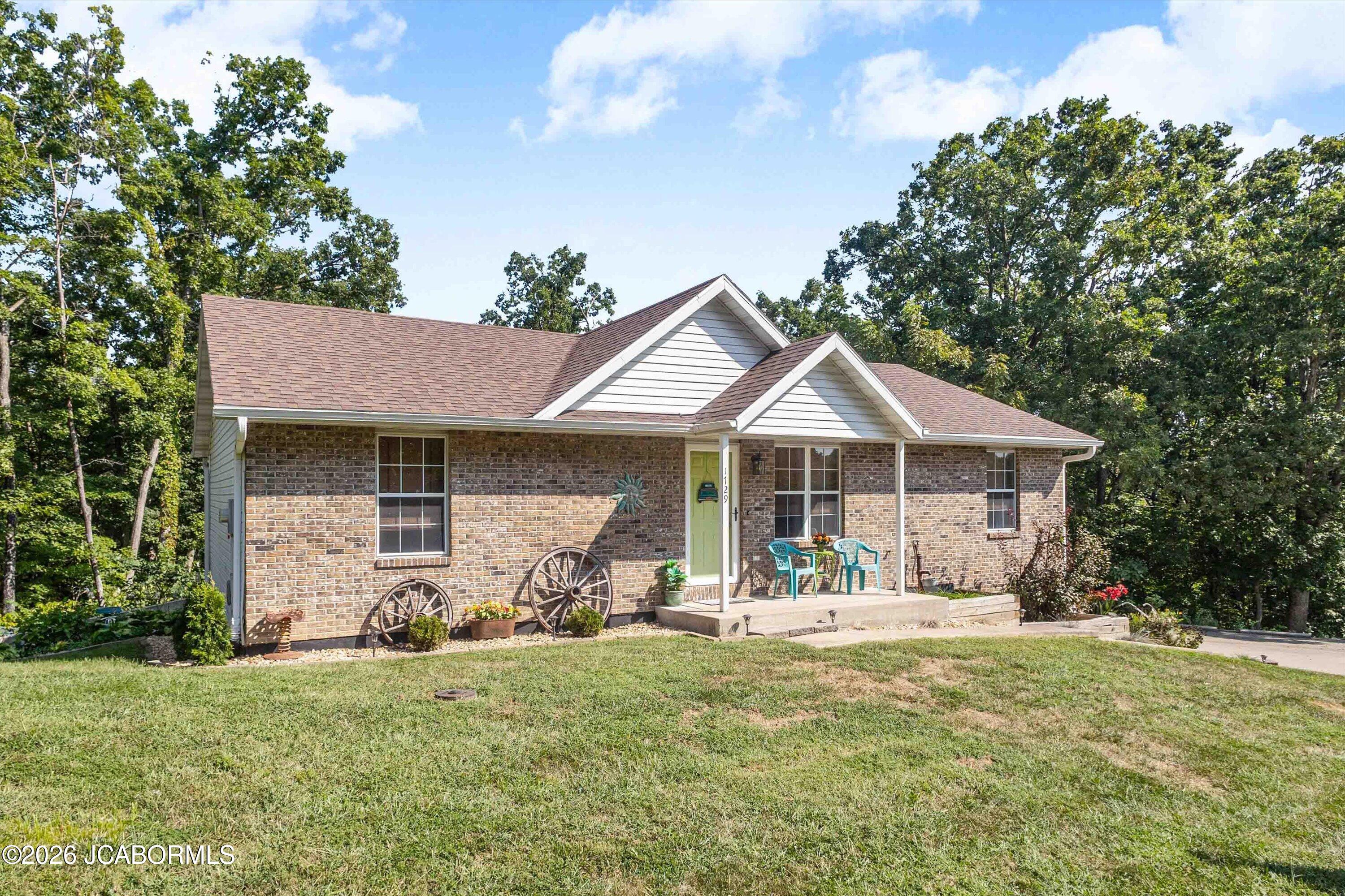 1729 Shady Lane Property Photo 1