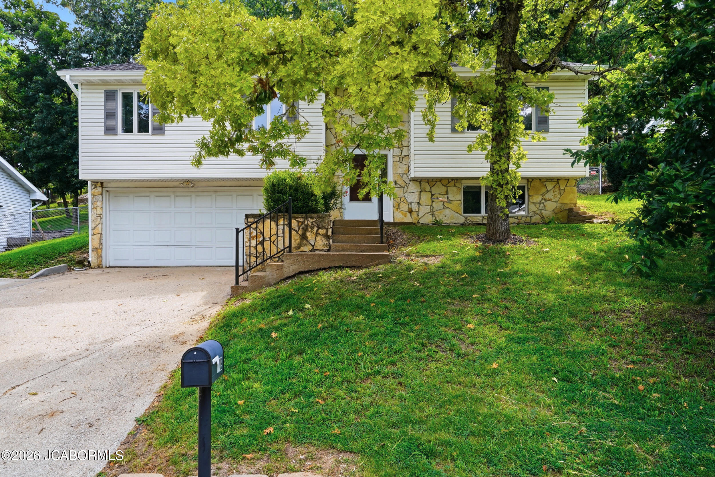 1709 Bunker Hill Road Property Photo 1