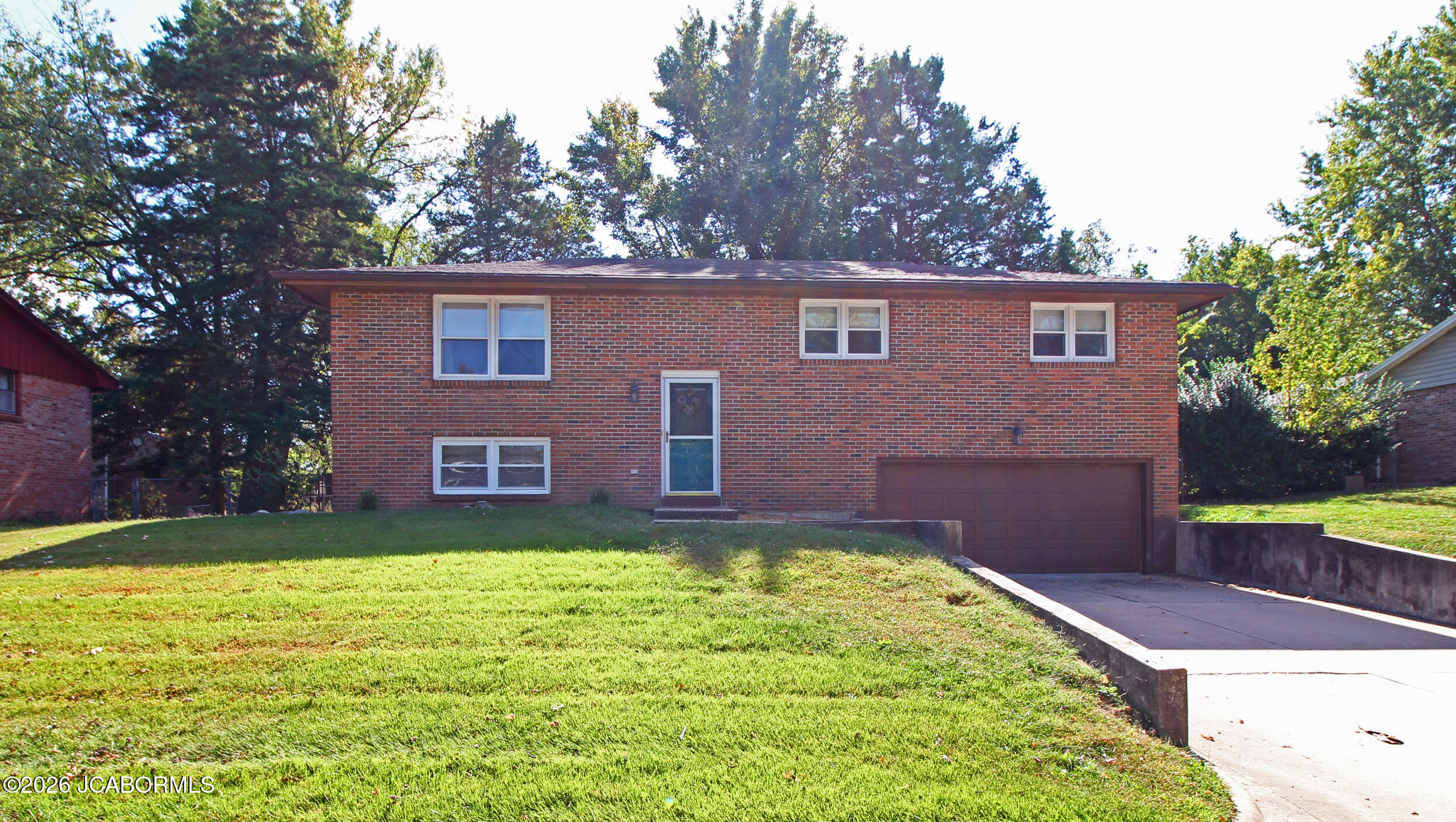 3603 S Rock Beacon Road Property Photo 1