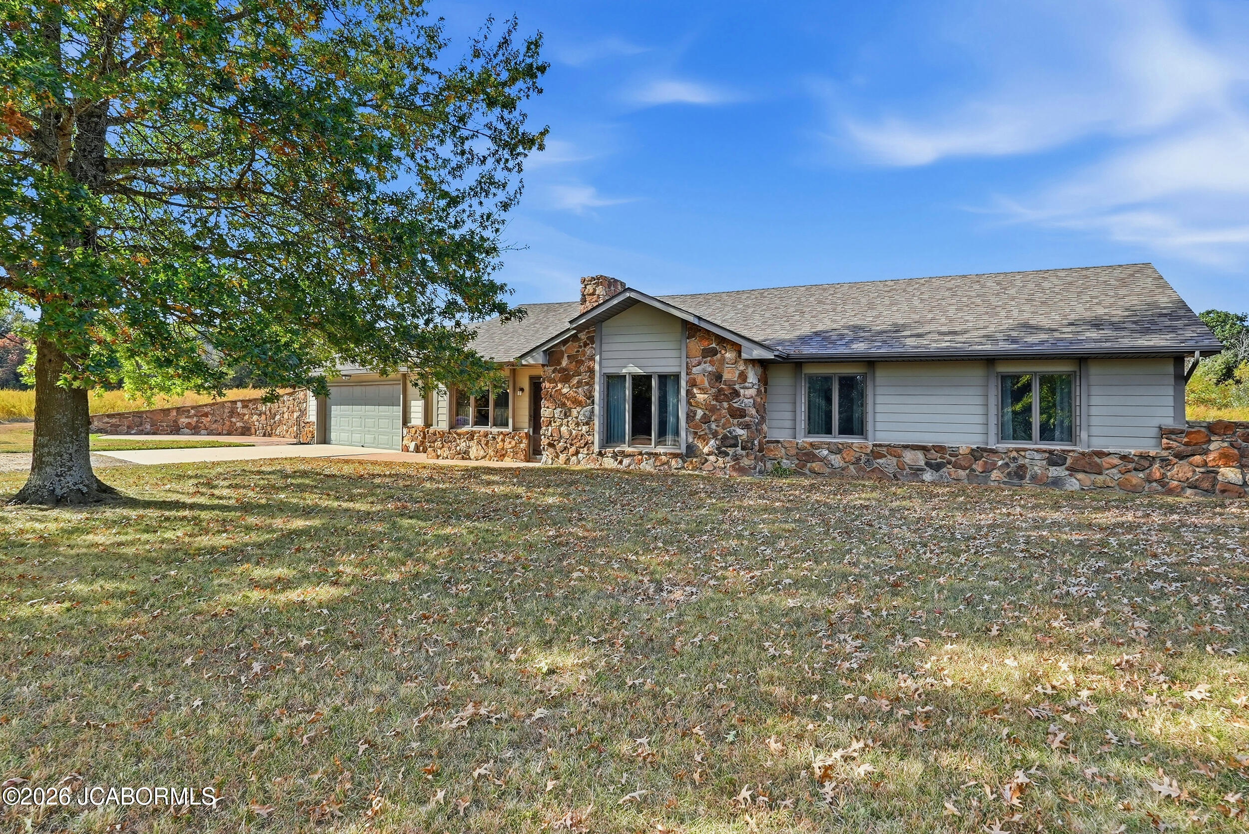7801 E Route Y Property Photo 4