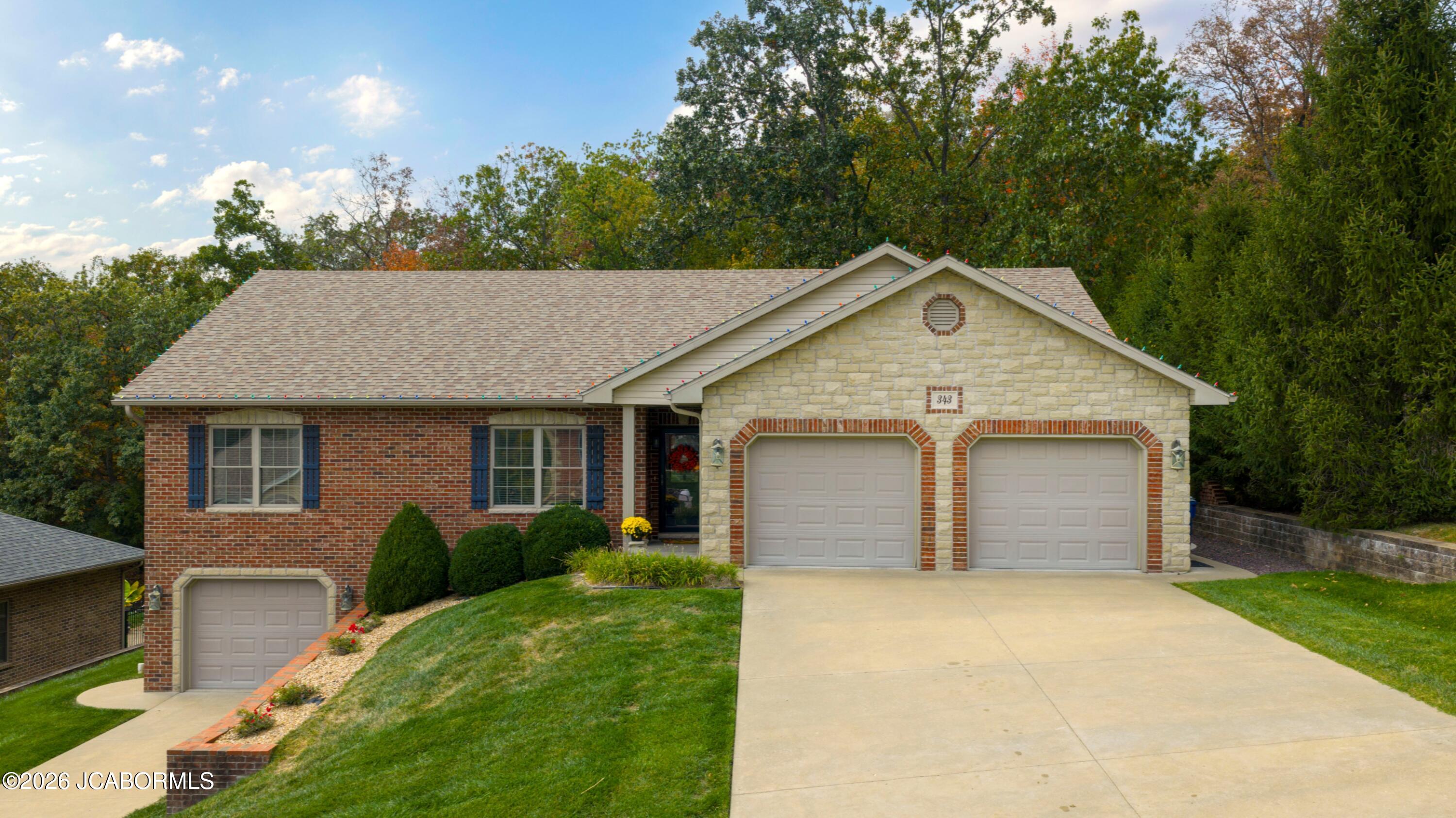 343 Hazelwood Drive Property Photo 1