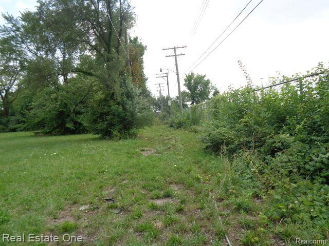 2881 17th St Property Photo 6