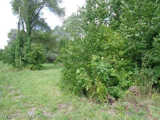 2881 17th St Property Photo 9