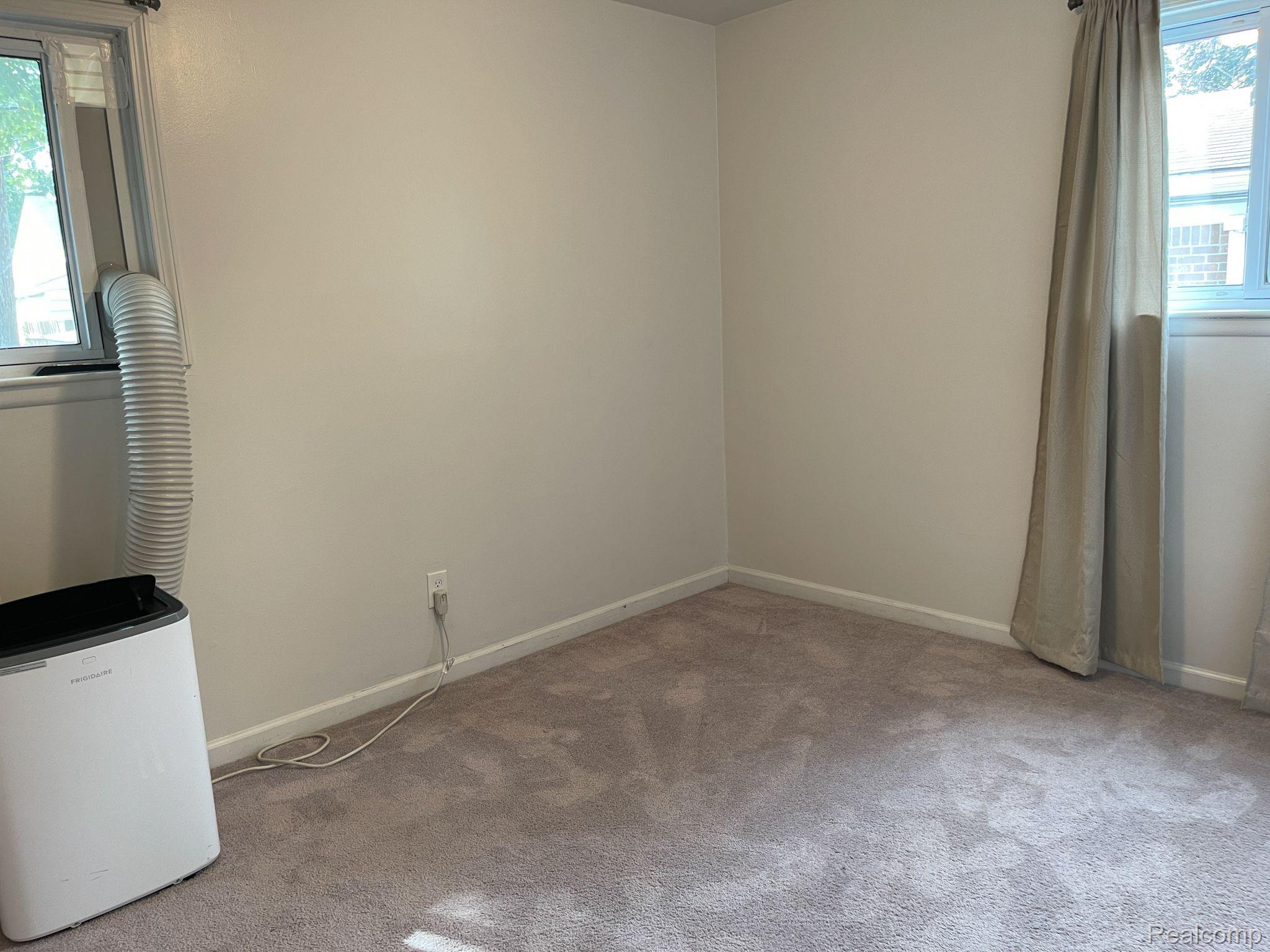 1307 Pagel Ave Property Photo 13