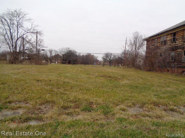3758 Rochester St Property Photo 7
