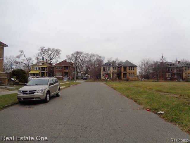 3758 Rochester St Property Photo 19